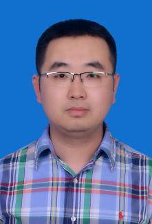 杨亮